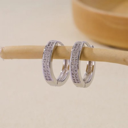 AVI Jewels Sleek hoops silver