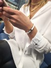 Dyrberg/Kern Pennika bangle hvit/gull thumbnail