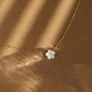 AVI Jewels Blossom necklace gold thumbnail