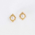 Miss Bonnie pearl earrings ivory thumbnail