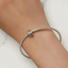 JBX CHARM BUCKLE UP SILVER PÅ ARMBÅND BLITT PÅ HÅNDEN thumbnail