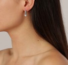 DYRBERG/KERN DESSA EARRINGS SILVER på hånden thumbnail