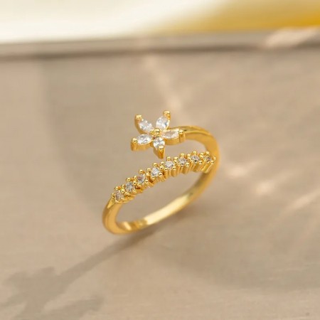 AVI Jewels Bloom ring gold