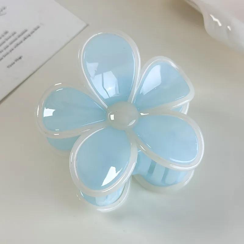 AVI Accessories Camelia hairclip blue