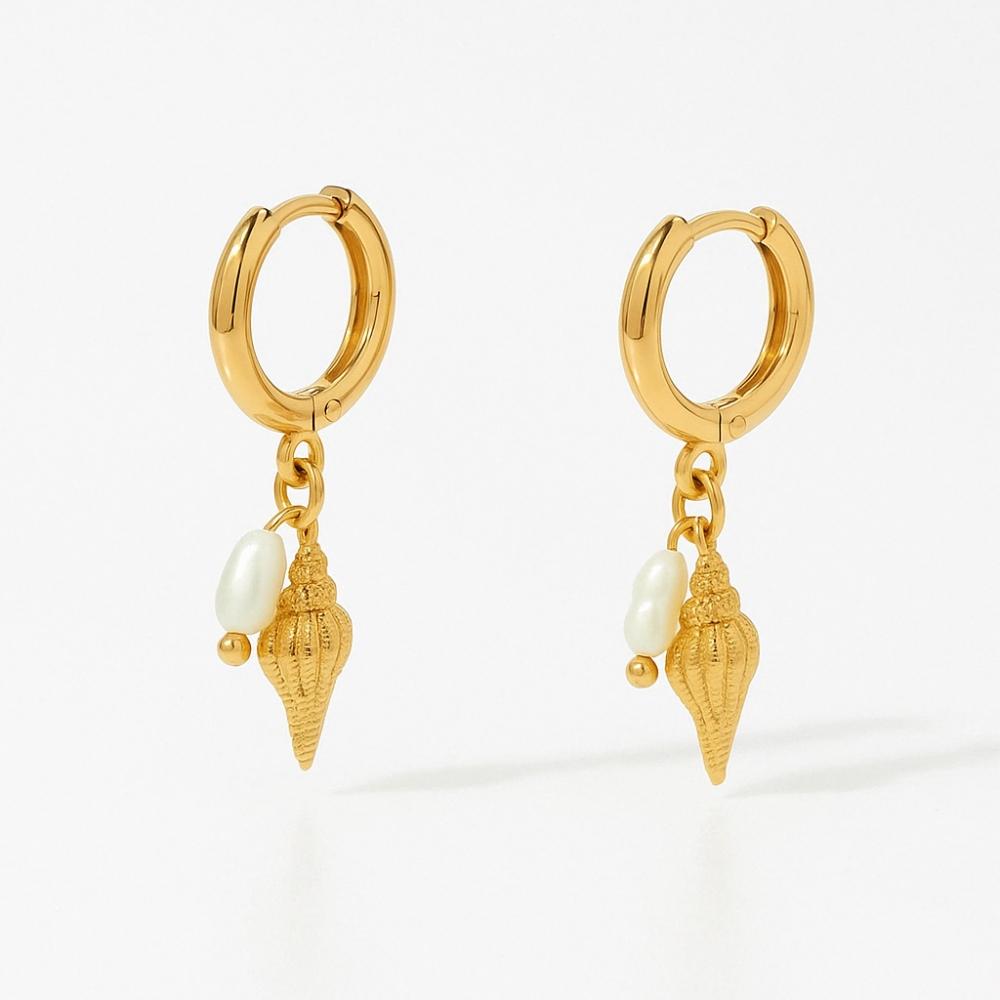 AVI Jewels shell earrings