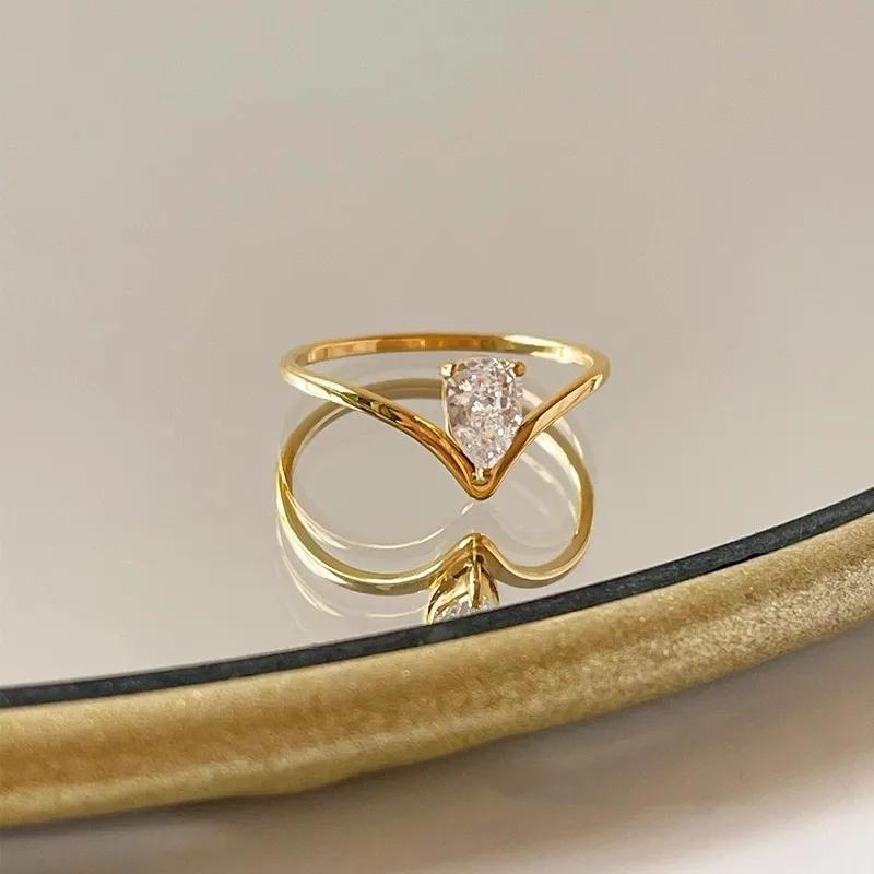 AVI Jewels Marseilles ring gold