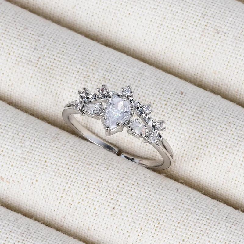 AVI Jewels Buckingham ring silver